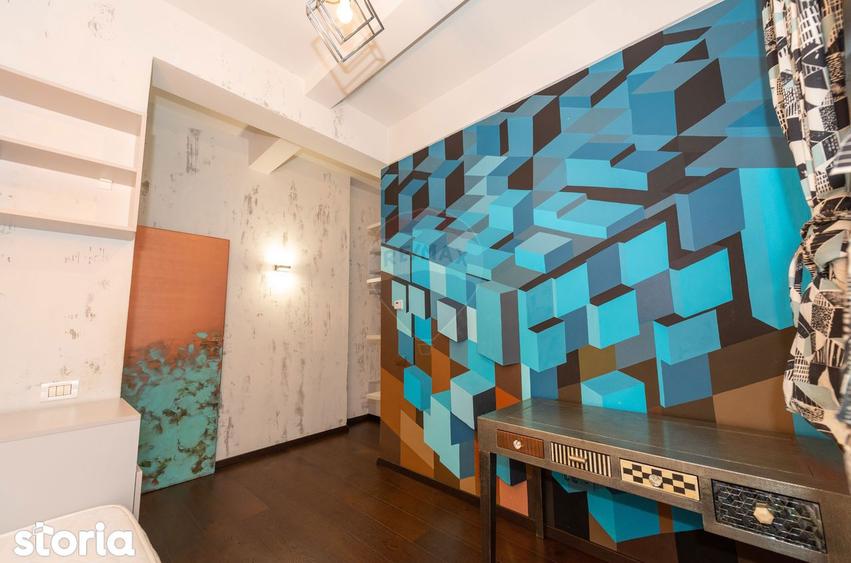 Apartament cu 4 camere, mobilat în Libertății