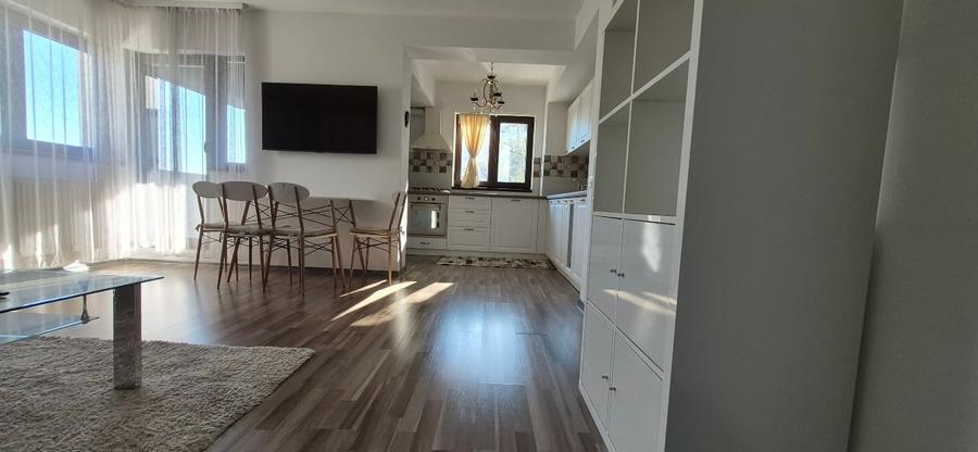 Apartament cu 2 camere semidecomandat, mobilat în Berceni