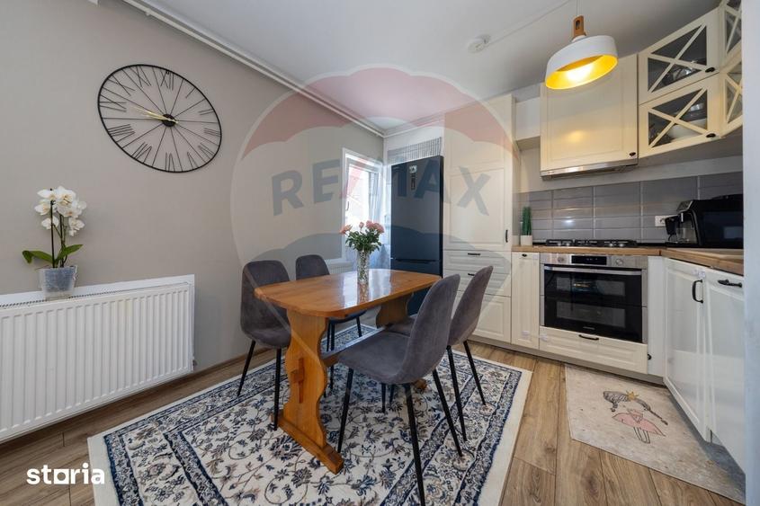 Apartament cu 3 camere în Tractorul