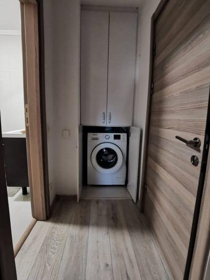 Apartament cu 2 camere semidecomandat în 13 Septembrie