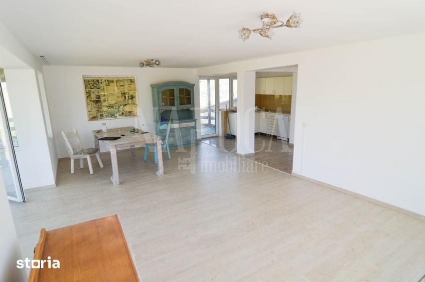 Casă cu 5 camere cu Teren 1100 Mp în Central