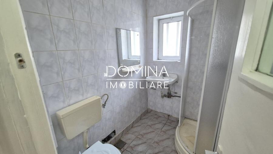 Spațiu comercial, de 45 mp, în Central