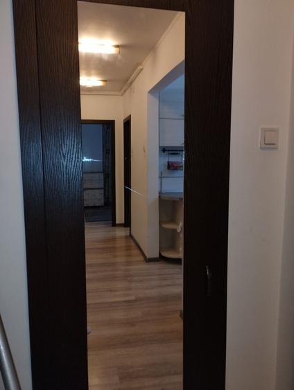 Inchiriez apartament doua camere - 1