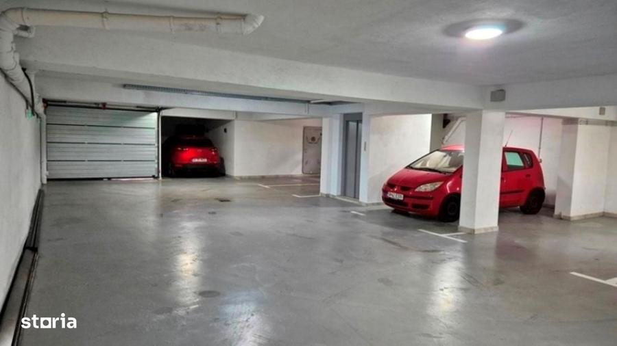 Spațiu comercial, de 150 mp, în Banu Manta
