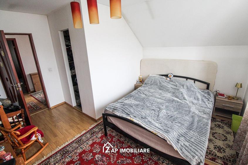 Casă individuală cu 5 camere cu Canalizare în Sâncraiu de Mureș