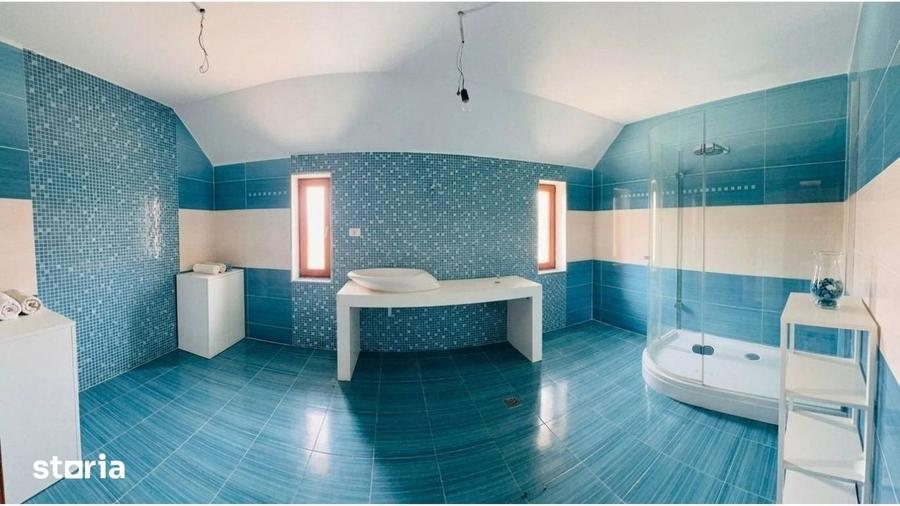 Casă cu 5 camere cu Teren 443 Mp în Lunei