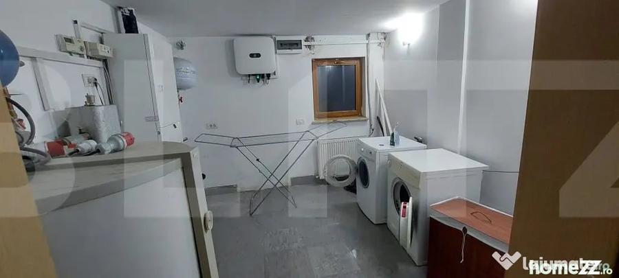 Vila moderna 440 mp cu piscina ?i 9 camere Dumbravi - 1