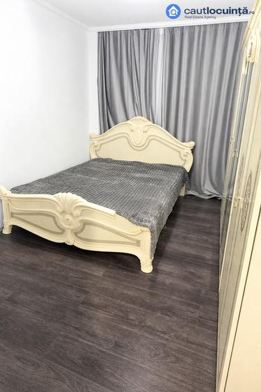 Apartament cu 2 camere în P-ța Muncii