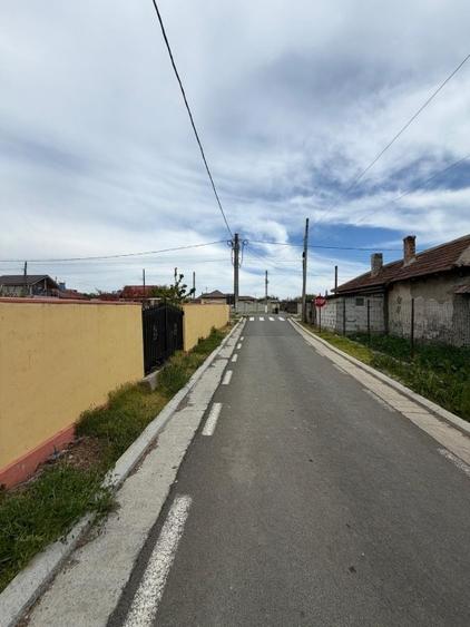 Teren Construcții intravilan de 633 mp, în Corbu