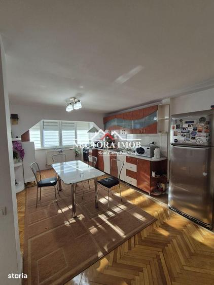 Apartament cu 3 camere decomandat în Nufărul