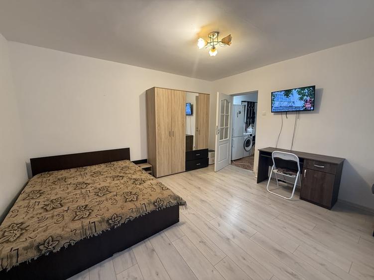 Garsonieră decomandată în Drumul Taberei