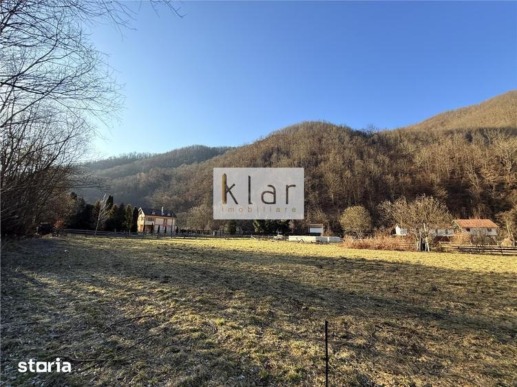 Teren de 1100 mp, în Gilău