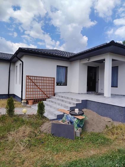 Casă cu Teren 1600 Mp în Cerghid