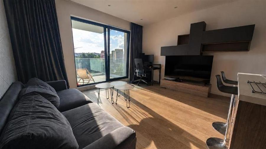 Apartament cu 4 camere decomandat, mobilat în Herăstrău — fotografia 1