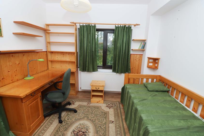 Apartament cu 2 camere semidecomandat în Piatra Arsă
