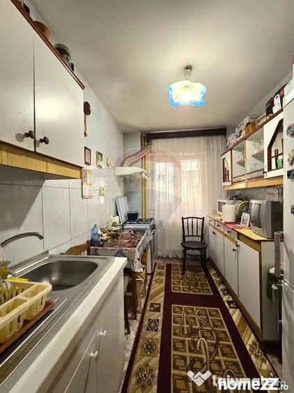 Apartament cu 2 camere decomandat în Teiul Doamnei