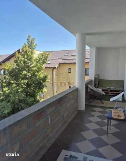 Apartament cu 4 camere decomandat în Bartolomeu