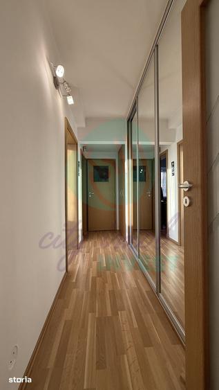 Apartament cu 3 camere semidecomandat în Iancului