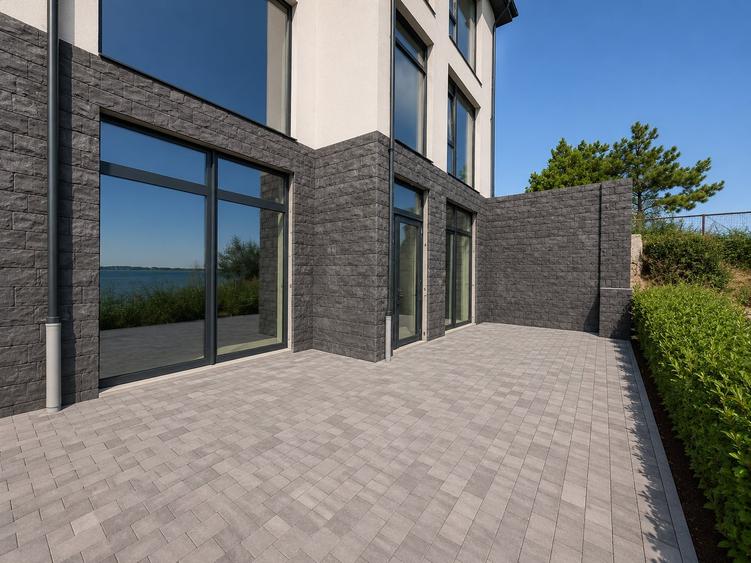 Apartament cu vedere frontala si terasa catre lac | Ovidiu - 1