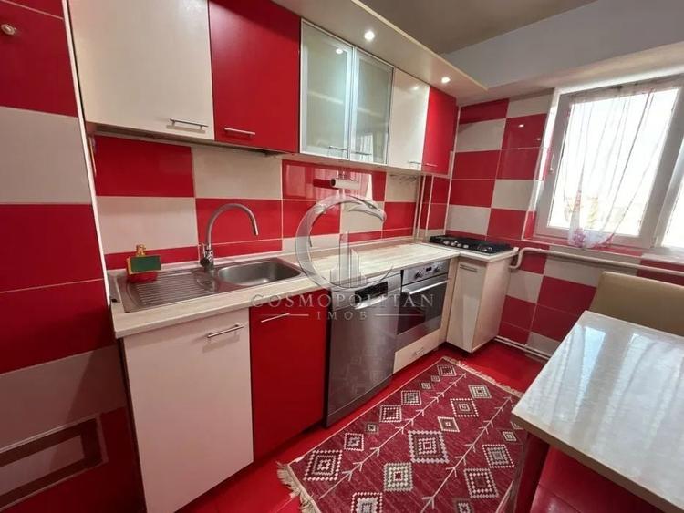Apartament cu 2 camere semidecomandat în Unirii Sud