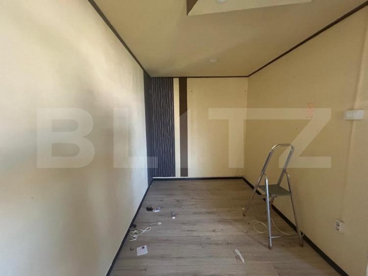 Apartament cu 2 camere semidecomandat în Micro 6