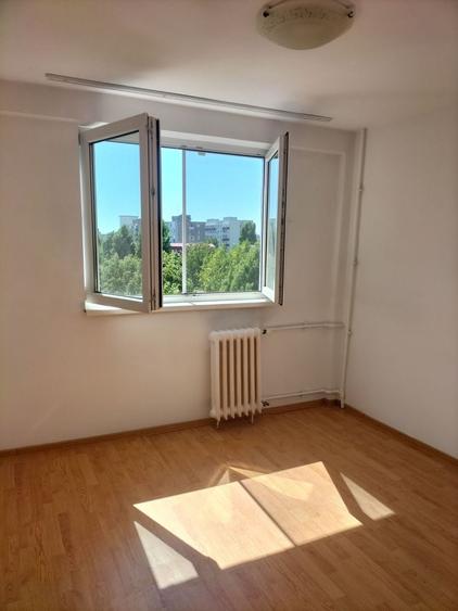 Apartament cu 2 camere decomandat în Brâncoveanu