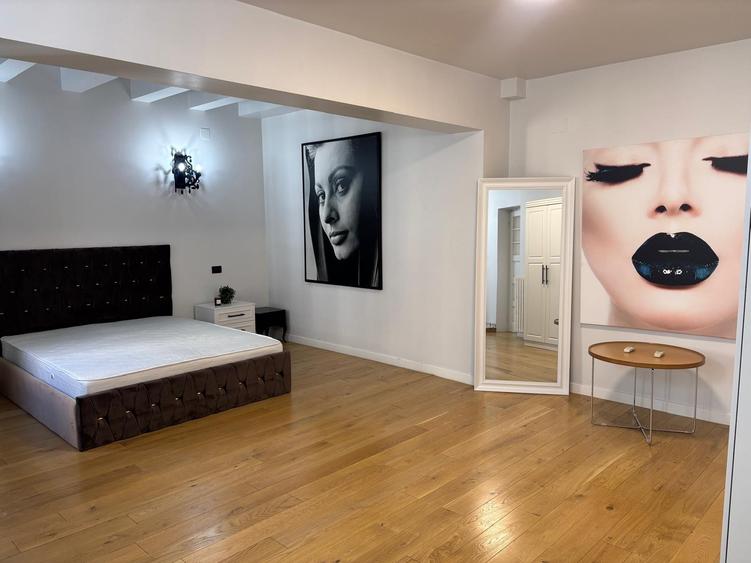 Apartament cu 4 camere decomandat în Dorobanți