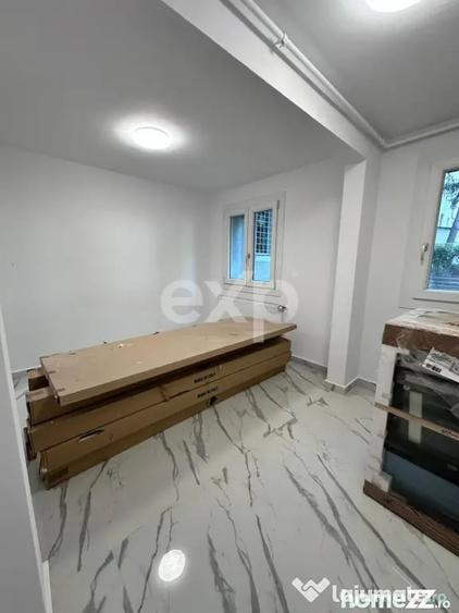 Apartament cu 2 camere semidecomandat în Micro 8