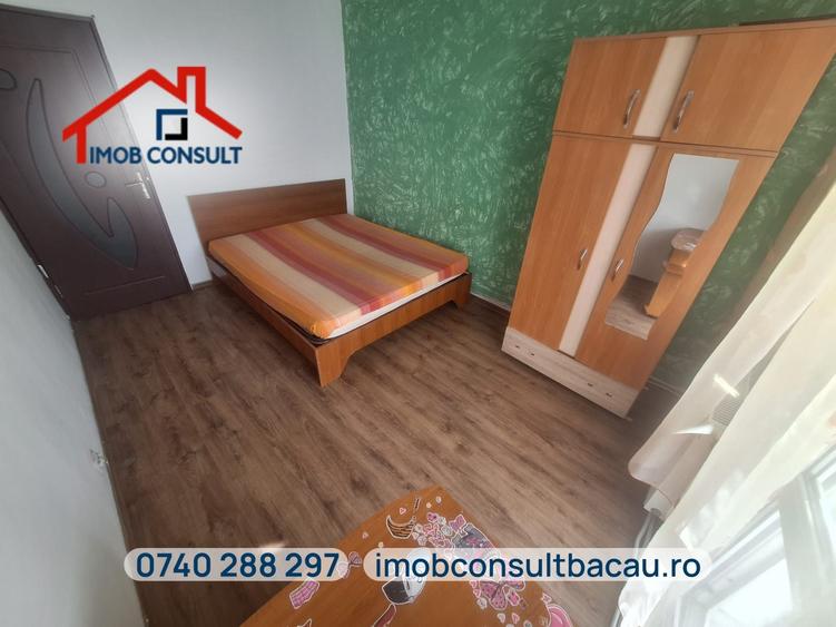 Apartament cu 3 camere decomandat în Ștefan cel Mare