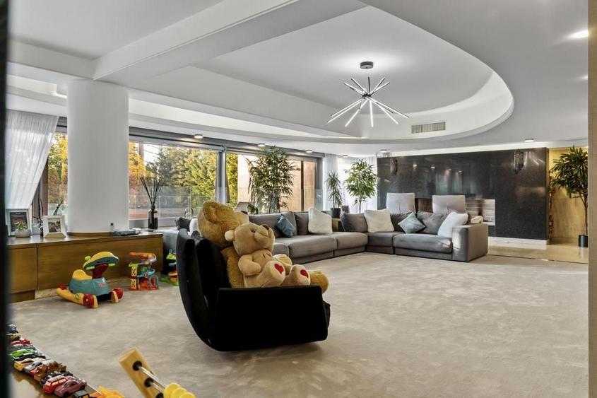 Casă individuală cu 6 camere cu Piscina în Floreasca