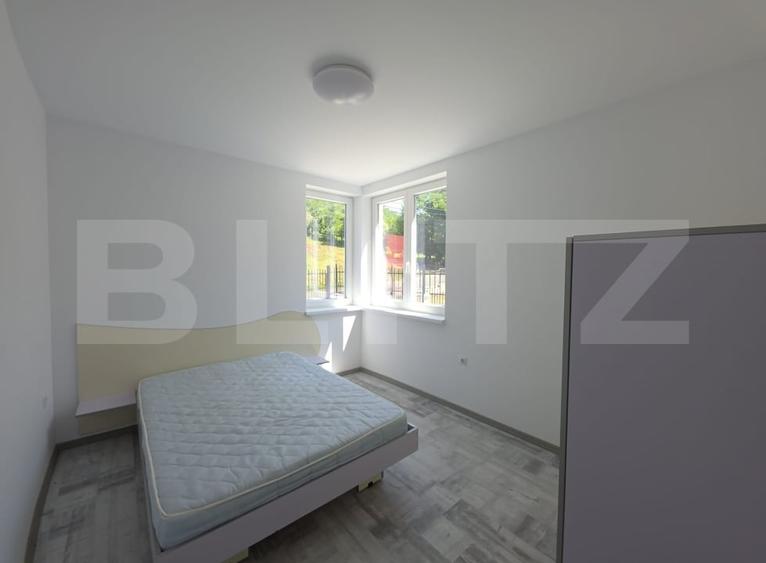 Duplex cu 5 camere cu Canalizare în Corunca