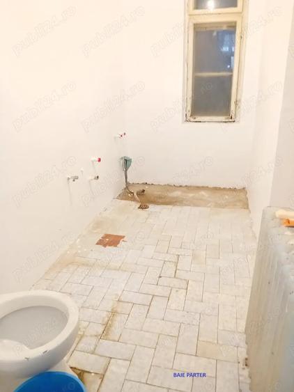 Casă cu 6 camere cu Teren 365 Mp în Elisabetin