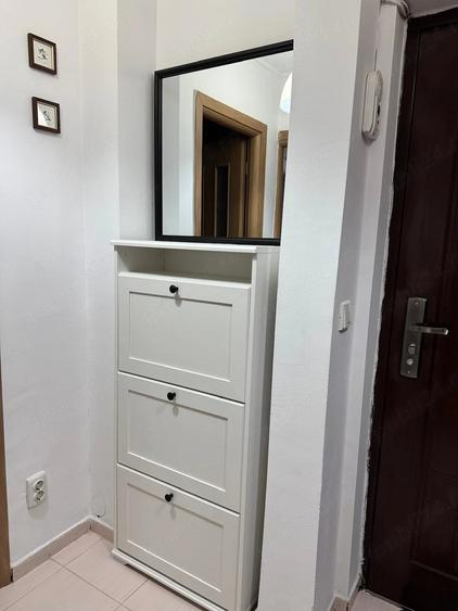 Garsonieră decomandată în Gorjului