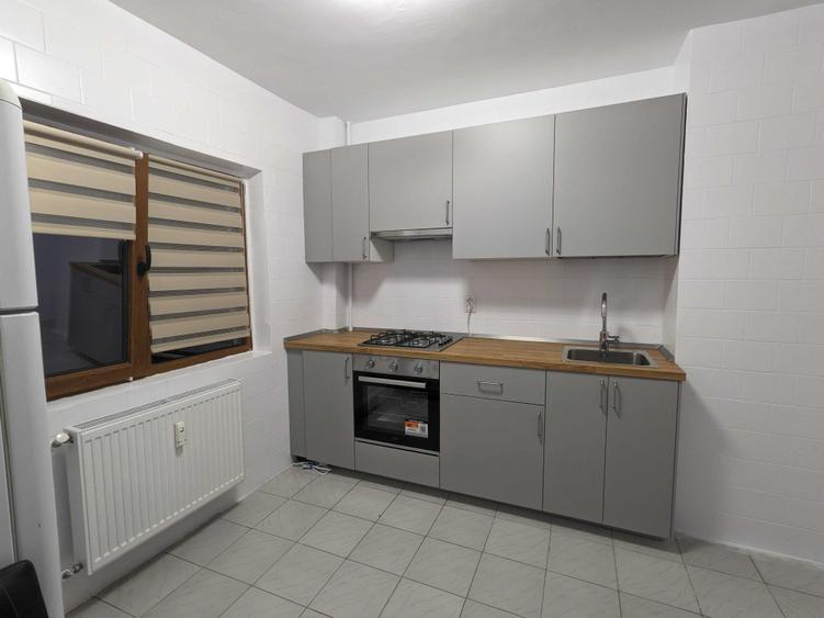 Apartament cu 2 camere decomandat în Drumul Taberei
