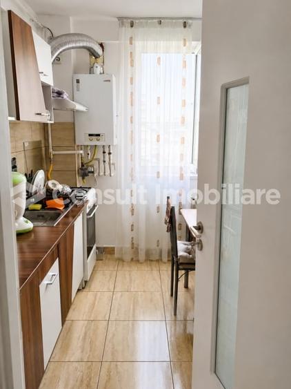 Apartament cu 2 camere semidecomandat, mobilat în Gheorgheni
