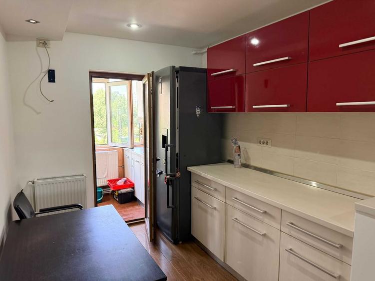 Apartament cu 2 camere decomandat în Exterior Vest