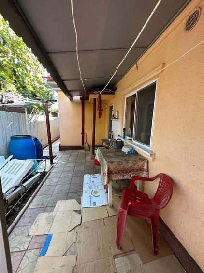 Casă individuală cu 5 camere cu Canalizare în Coiciu