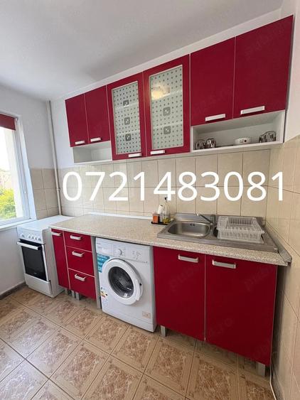 Apartament cu 3 camere decomandat în Vatra Luminoasă