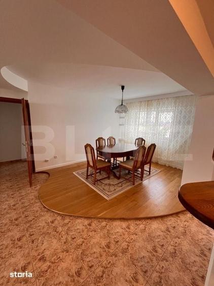 Apartament cu 4 camere decomandat în Central