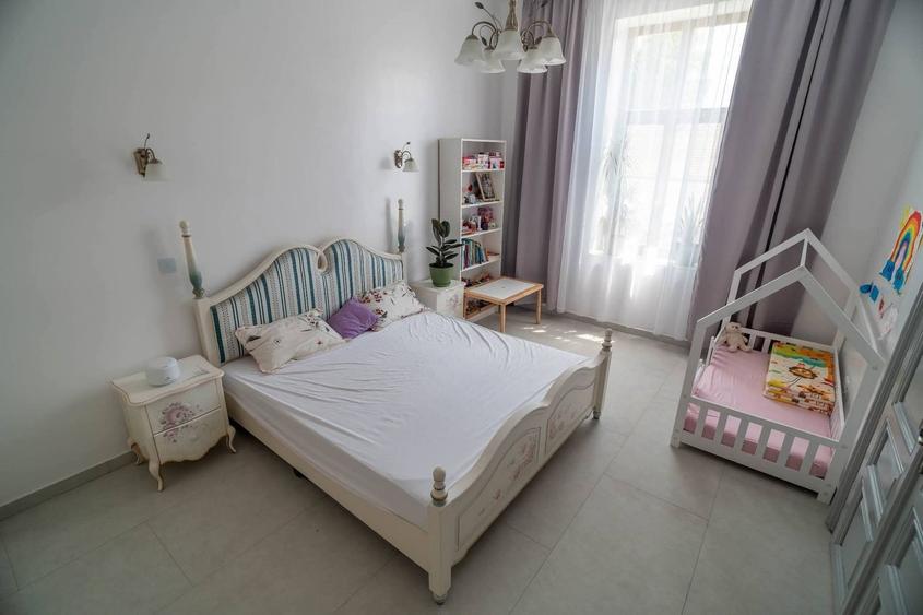 Apartament cu 3 camere decomandat în P-ța Maria