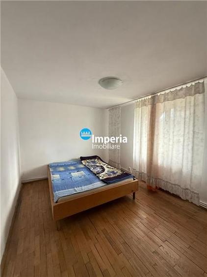Casă individuală cu 6 camere cu Garaj în Copou