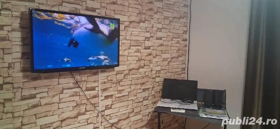 Apartament cu 2 camere semidecomandat în Cetate