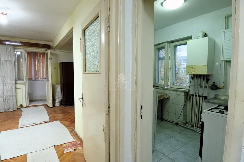 Garsonieră decomandată în Central