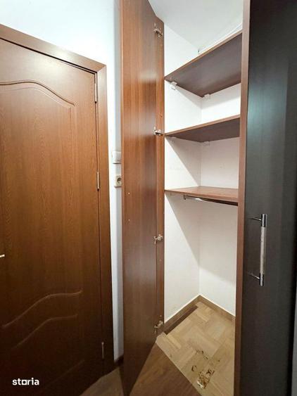 Apartament cu 3 camere decomandat în Vitan