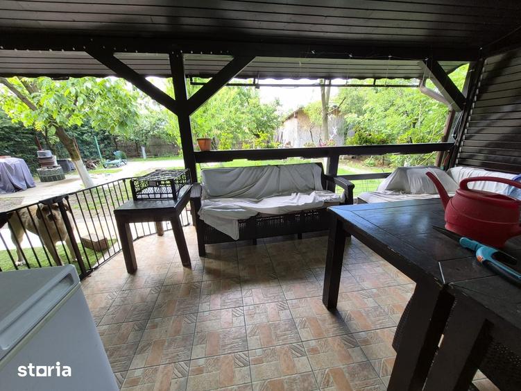 Casă cu 5 camere cu Teren 700 Mp în Malu Mare