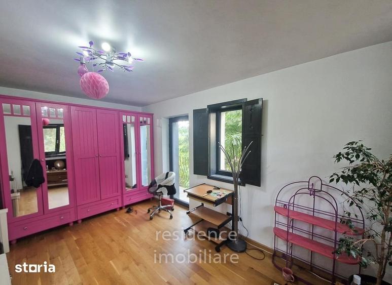 Casă cu 5 camere cu Teren 900 Mp în Făget