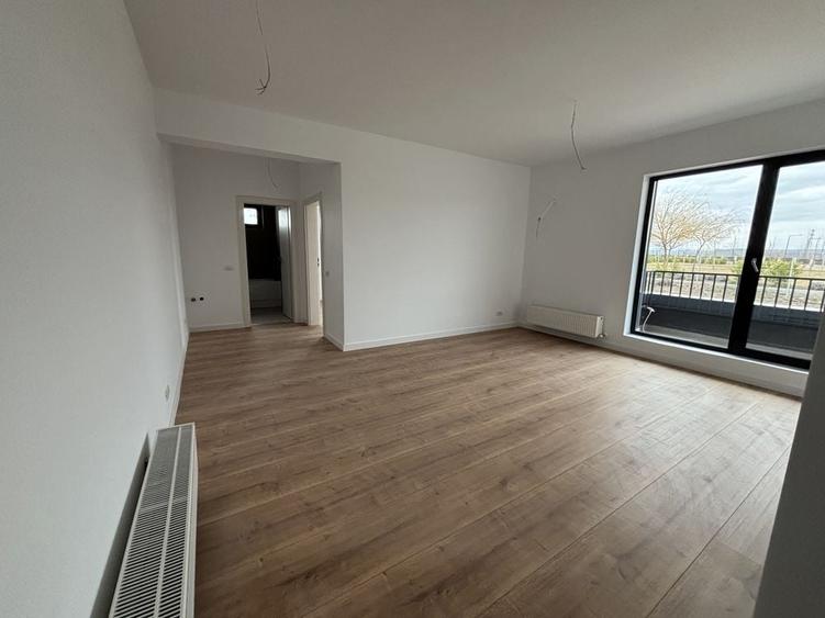 Apartament cu 2 camere decomandat în Exterior Vest