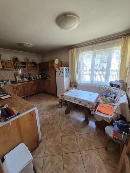 Casa in Blejoi cu posibilitate de teren suplimentar - 4