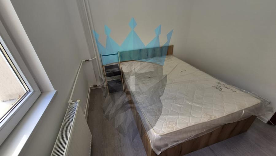 Apartament cu 3 camere decomandat, mobilat în Vitan
