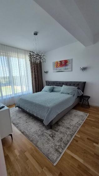 Casă individuală cu 5 camere cu Canalizare în Corbeanca